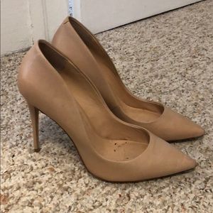 Steve Madden nude heels